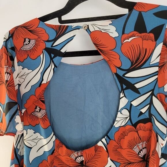 Aakaa abstract floral dress - Picture 8 of 8